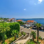 Alenka Apartament Dramalj