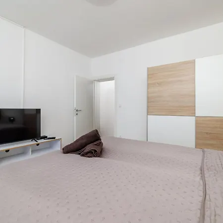 Apartament Alenka *
