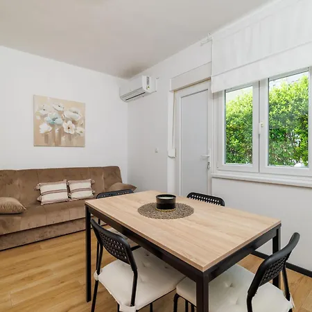 Apartament Alenka *