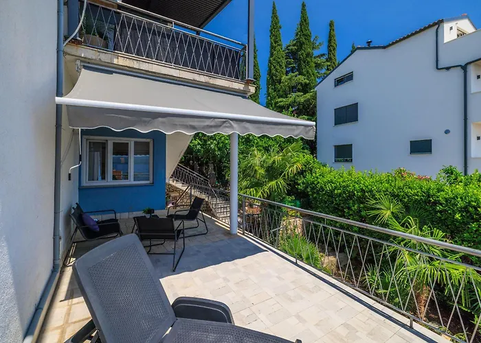 Alenka Apartment Dramalj