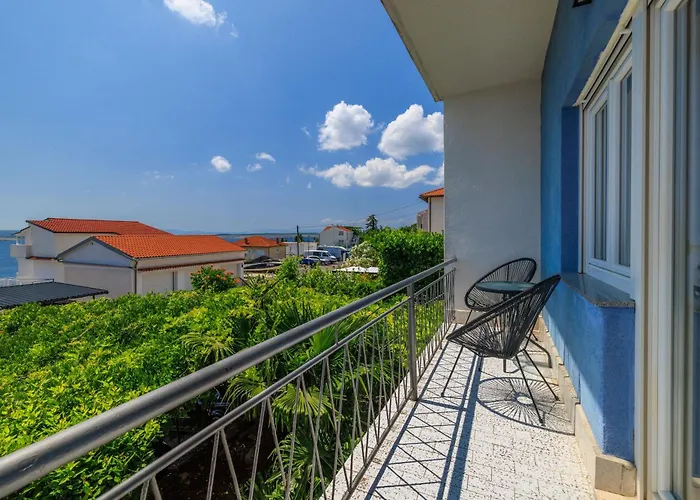 Apartment Alenka Dramalj